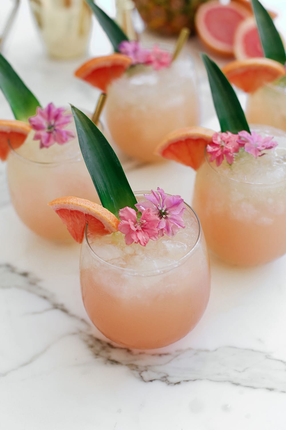 tropical crush cocktail - image 4
