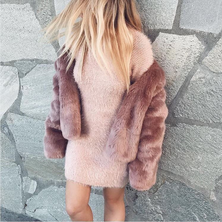 cancer fall fashion trends: statement coats