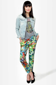 Monet, Monet, Monet Cropped Floral Print Pants