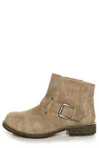 Dirty Laundry Rerun Nora Sand Gusseted Ankle Boots