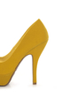 Bamboo Dash 02N Yellow Suede Platform Pumps