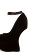 Privileged Riio Black Closed Toe Heelless Platforms