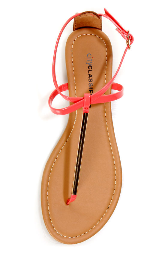 http://www.lulus.com/images/product/xlarge/93362c.jpg
