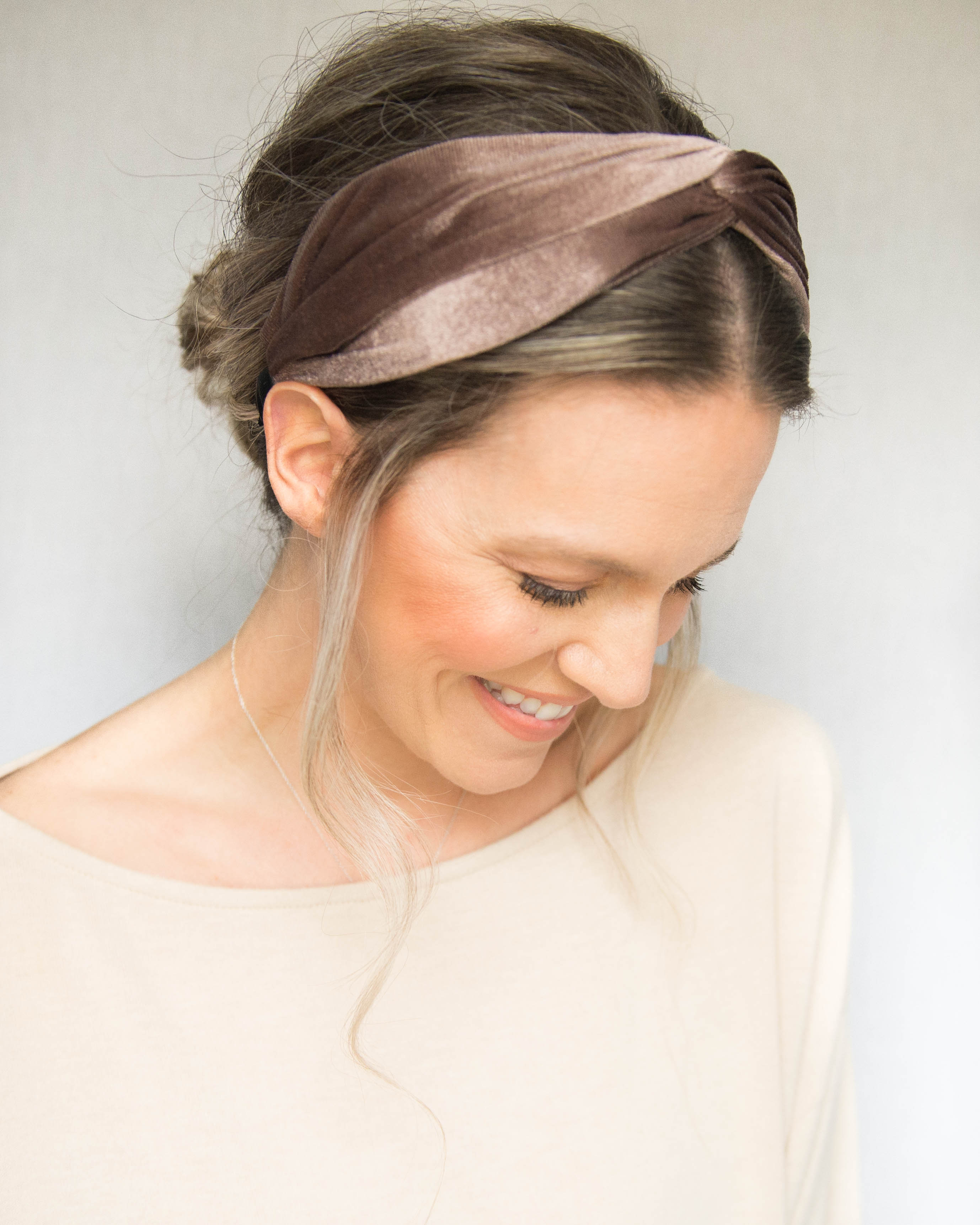 How To Wear A Headband: Effortless Hairstyles For Everyday   Fashion Blog