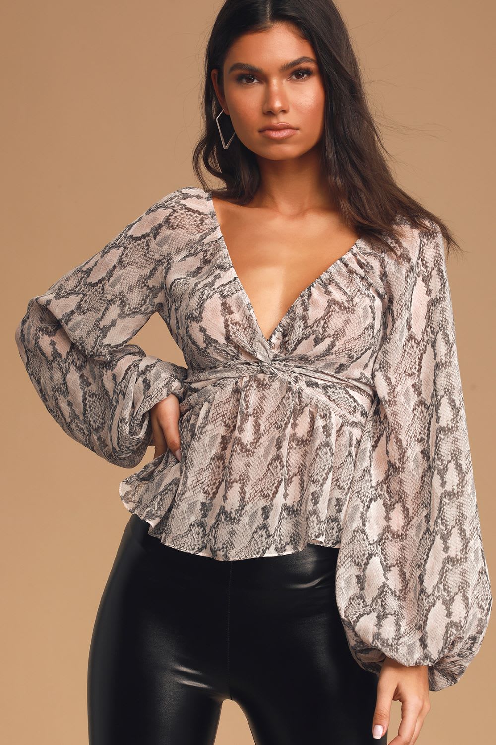 Statement Sleeve Tops That are a Must Have for Fall (Just Add Jeans!)