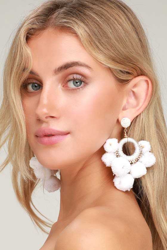 white pom pom earrings -list of summer essentials - wardrobe essentials - wardrobe checklist- summer capsule wardrobe - closet essentials