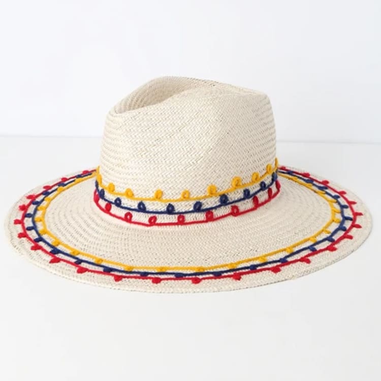 Tan embroidered straw fedora: embroidery clothing - embroidery trend - floral embroidered clothing