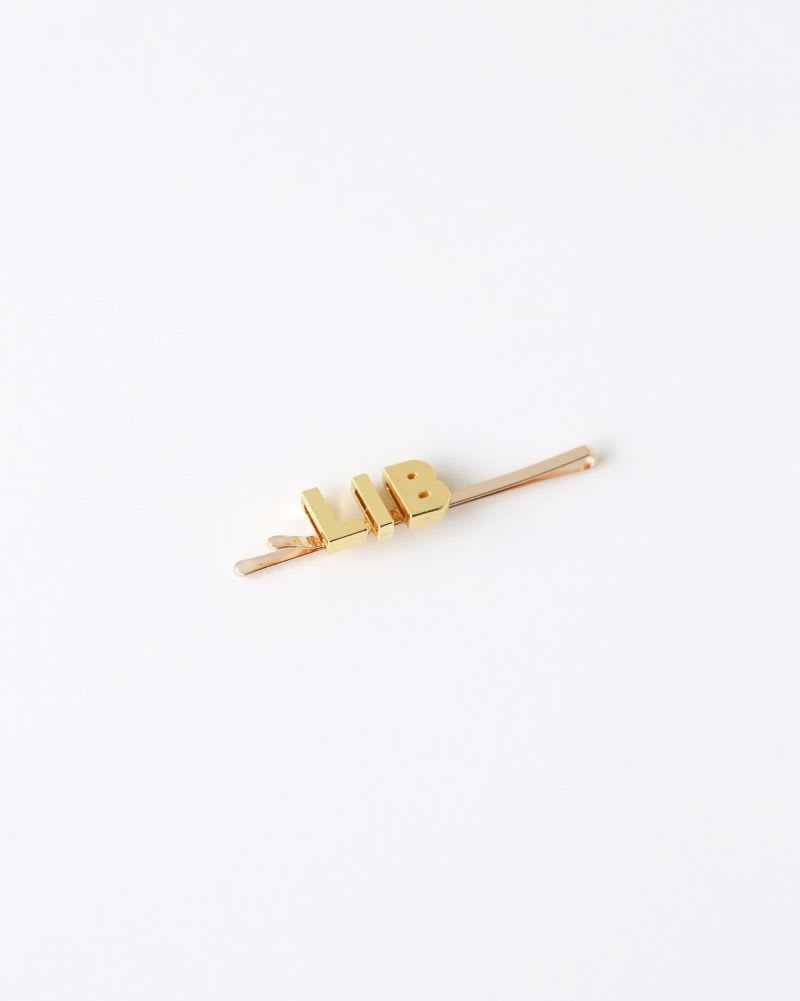 DIY Hair Accessories Take Your Tresses to the Next Level with Zodiac Hair Pins