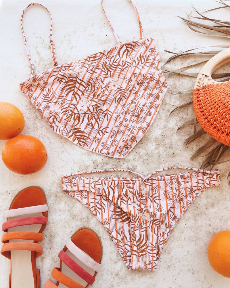 tropical print bikini and ombre sandals: