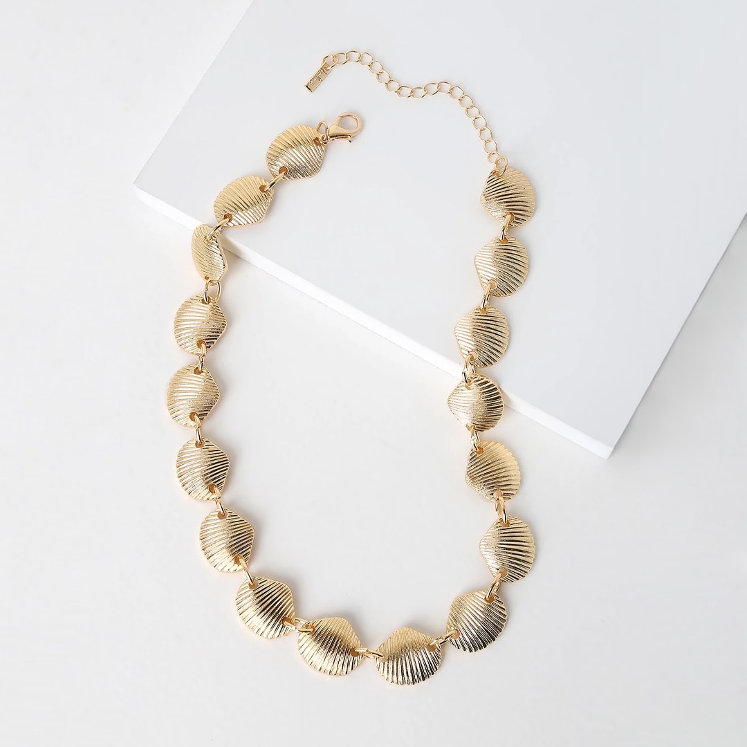 gold shell necklace