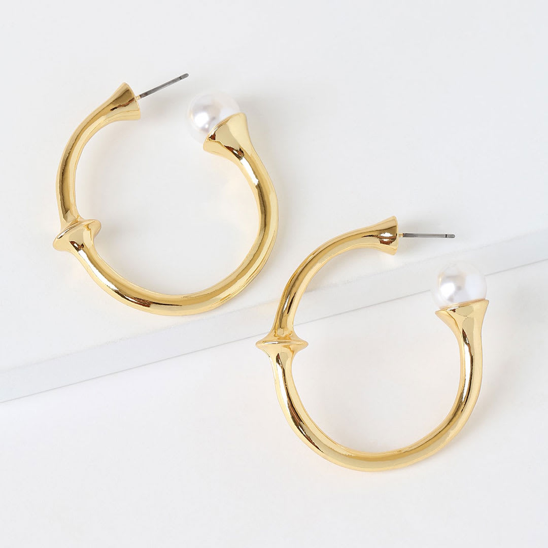 gold hoop earrings with pearls
