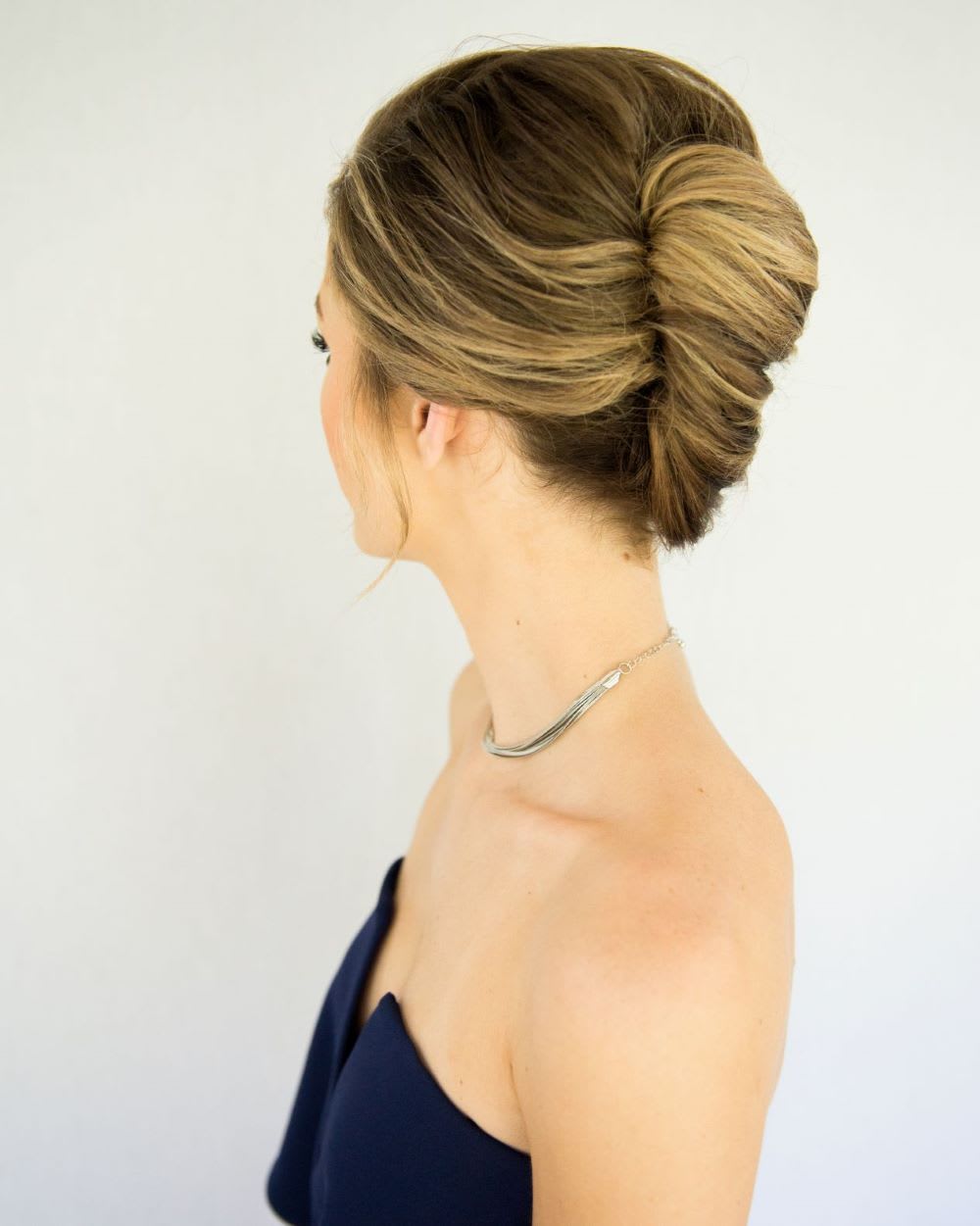 How To do a Modern French Twist Updo - Lulus.com Fashion Blog