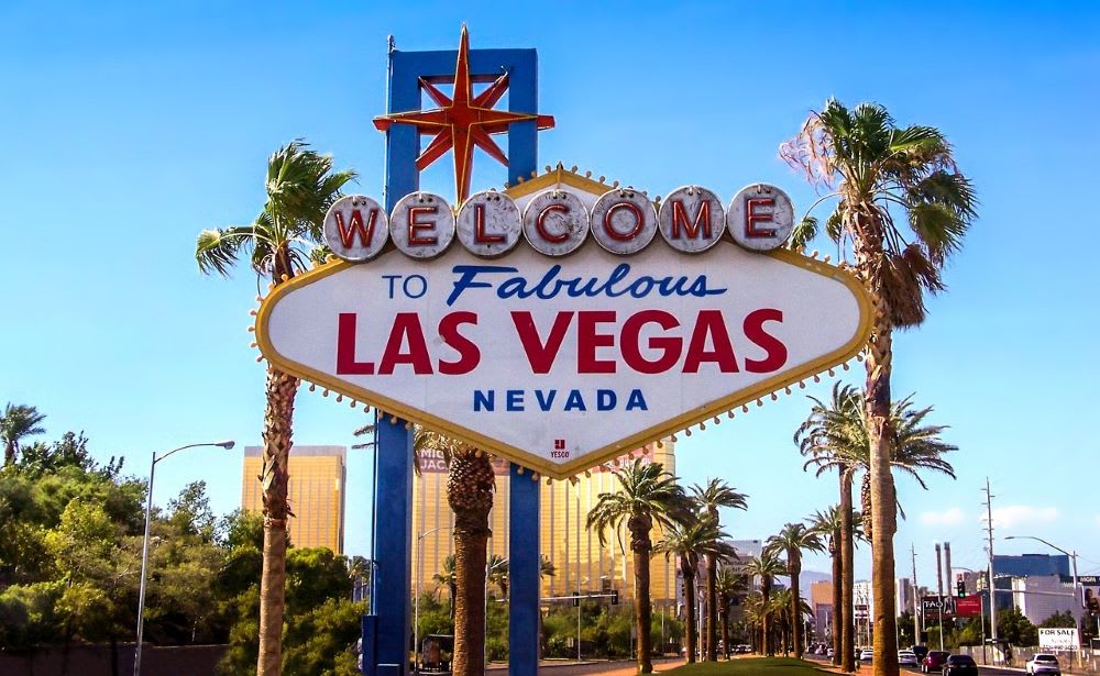 las vegas sign for road trip routes