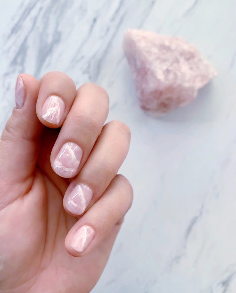 Marble nails: a step by step guide | Ellisons