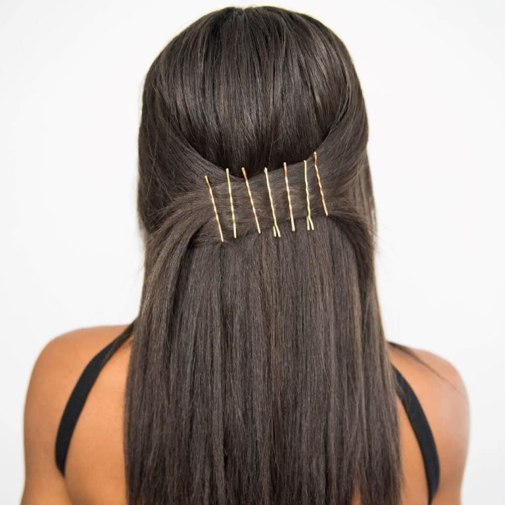 How To Wear The Bobby Pin Hairstyle Trend Lulus Com Fashion Blog
