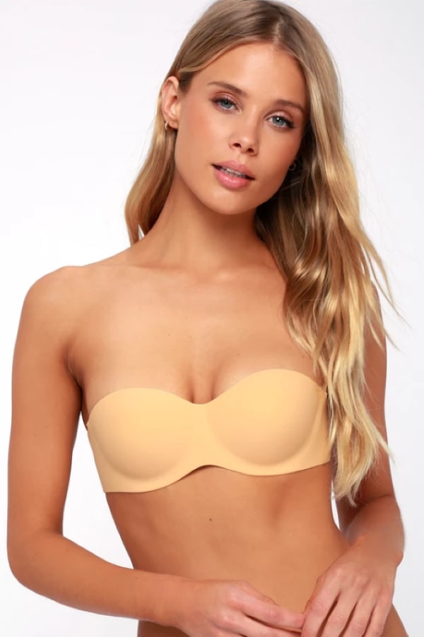The Self-Adhesive Bra Guide: Expert Tips and Tricks to Wearing