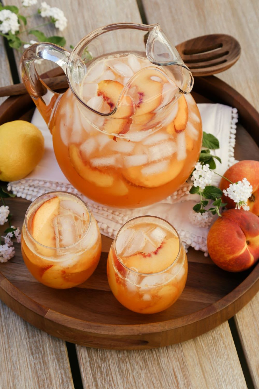 This Vodka Lemonade Recipe is Just *Peachy* Fashion Blog