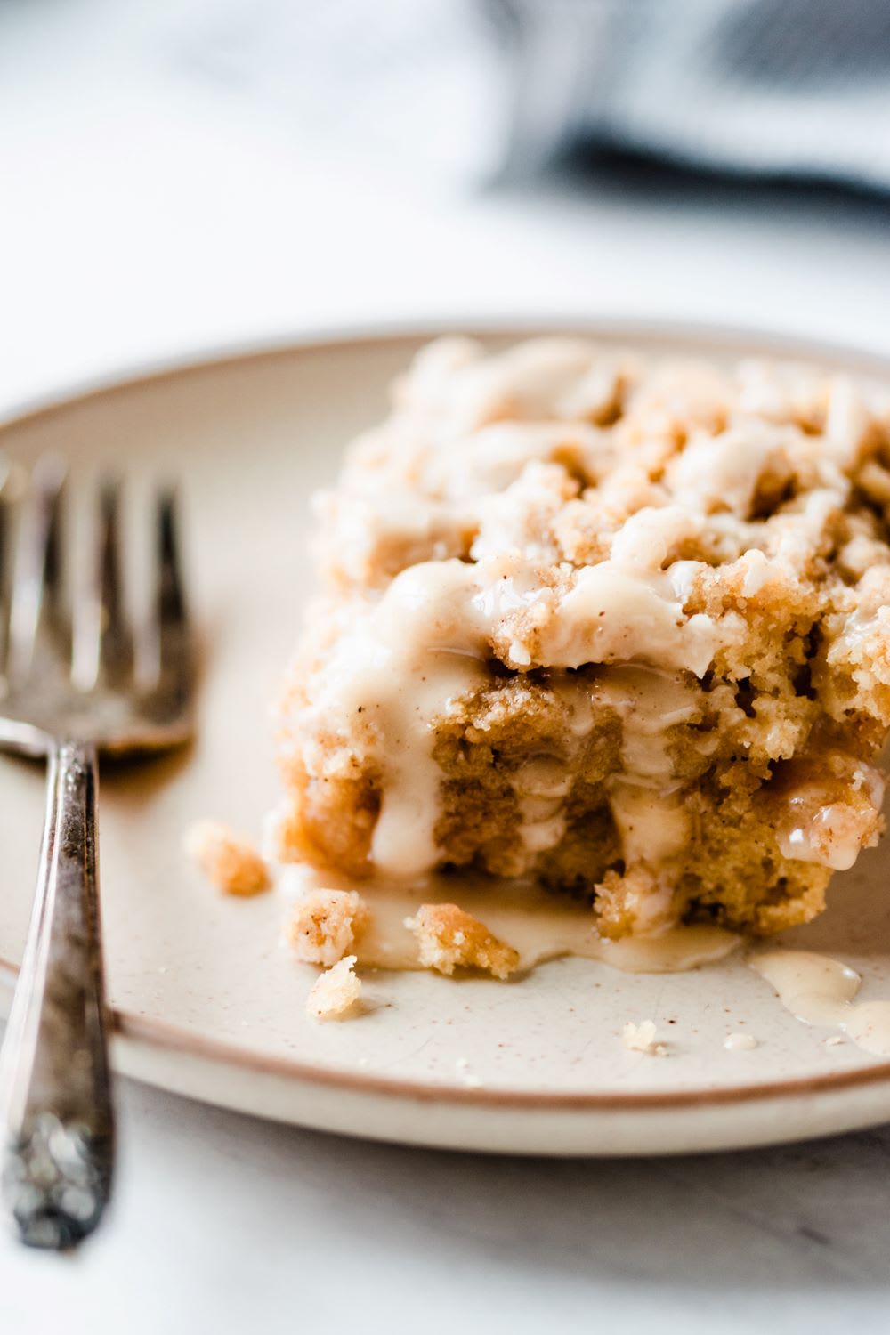 slice of apple crumble cake