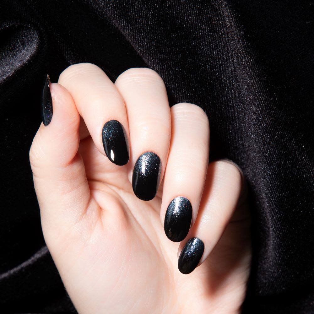 Black Glitter Nails:These Halloween Nails Are Spooky-Chic - Lulus.com Fashion Blog