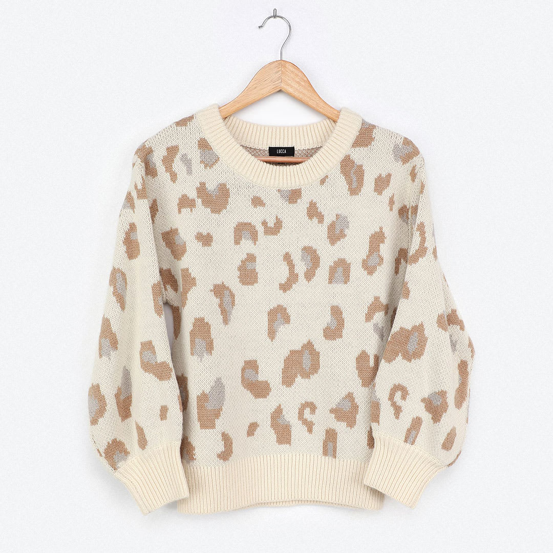 balloon sleeve leopard sweater