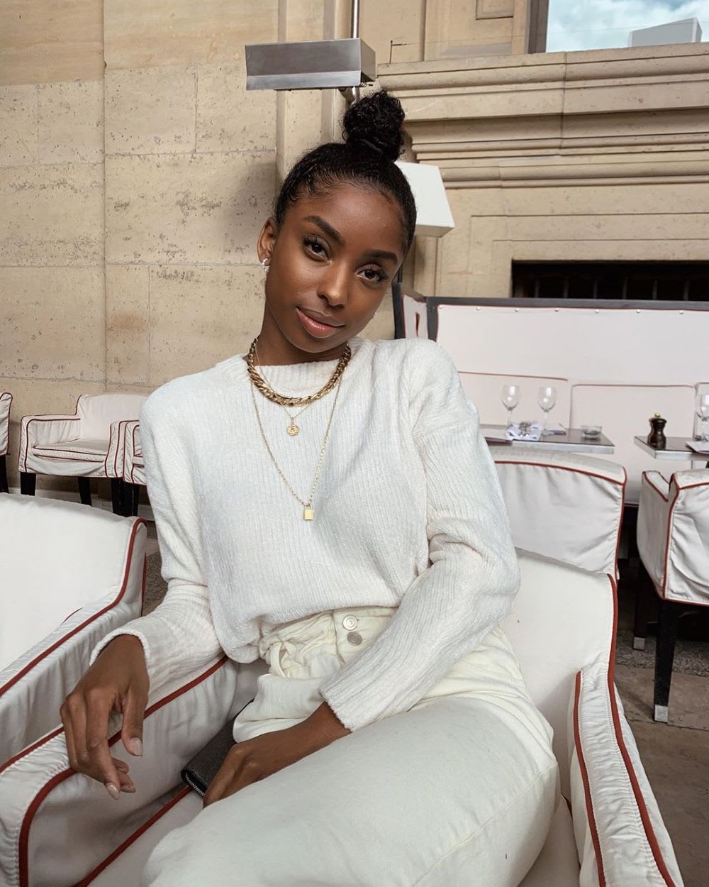 outfit white sweater