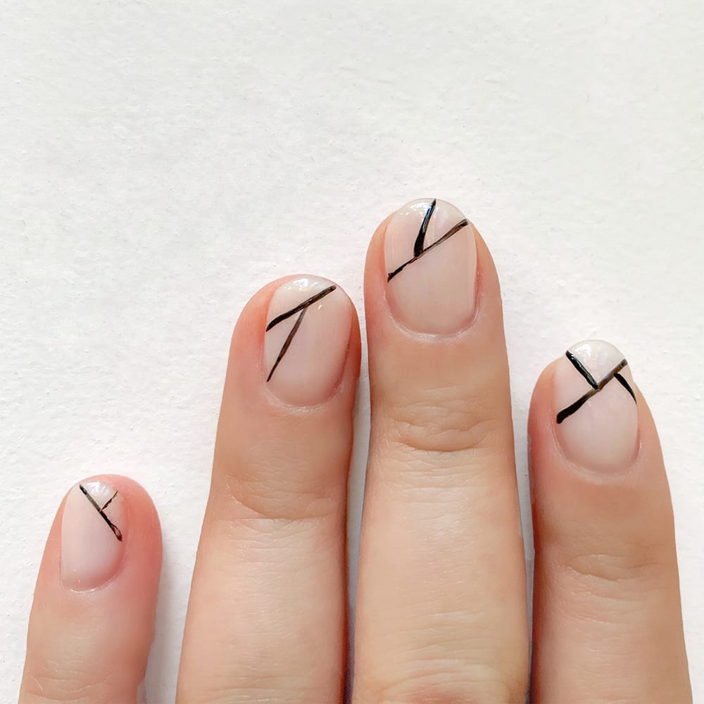 Glitter Nail Art: Neutral Nails With Gold Deco Lines Fashion Blog Glitter Nail Art: Neutral Nails With Gold Deco Lines Fashion Blog