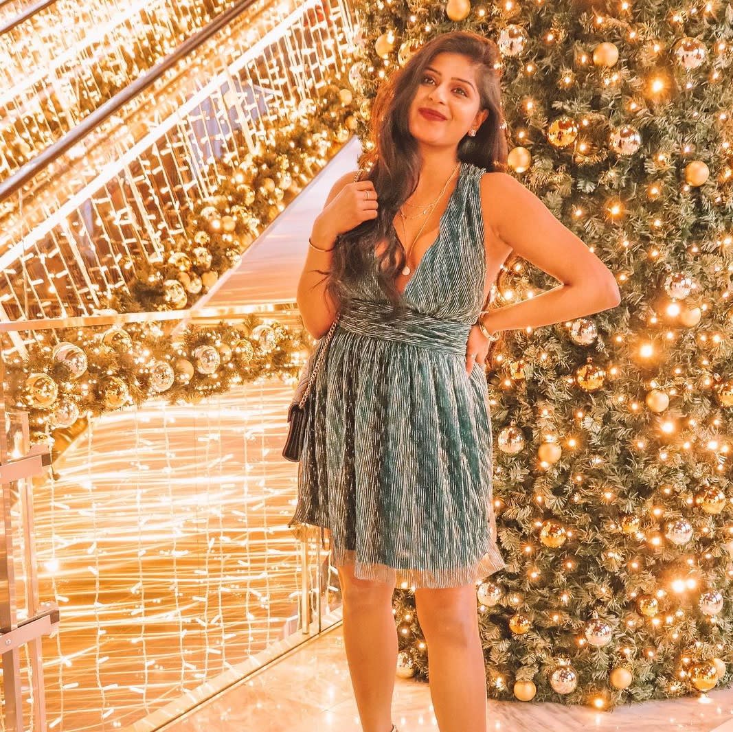 19 Holiday Party Ideas to Help You Plan a Gathering to Remember - Lulus