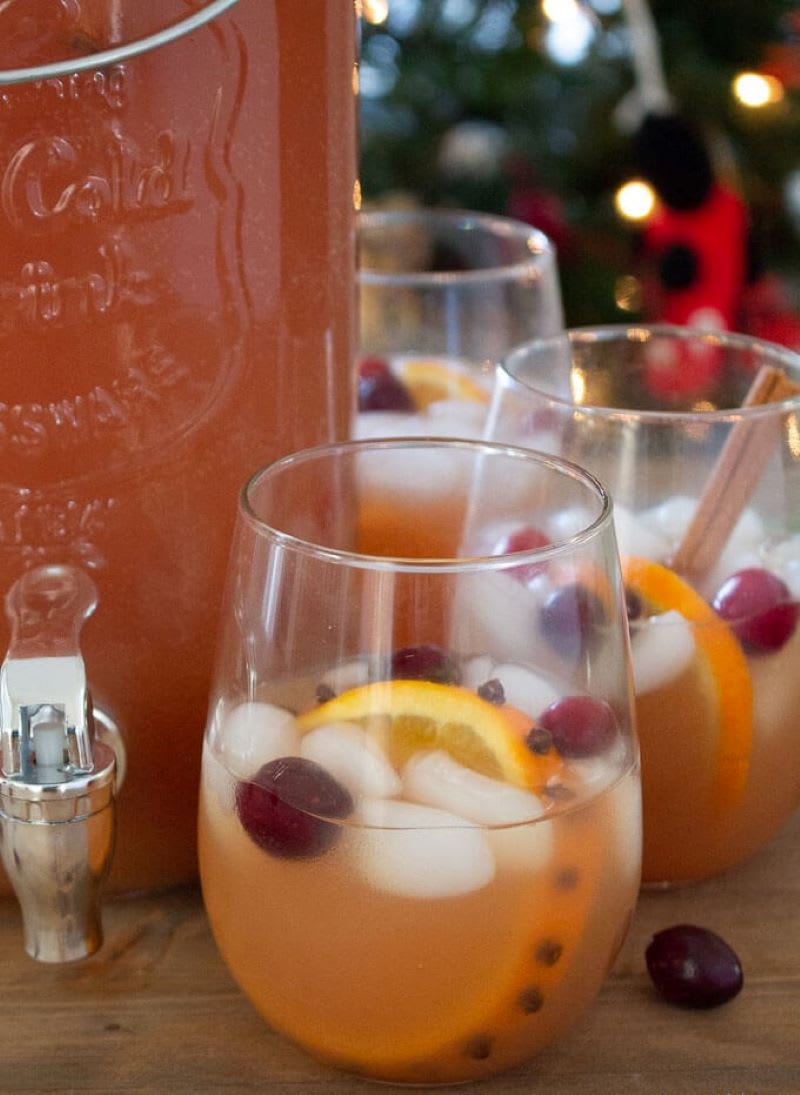 Holiday Cocktail Recipes Easy Mixed Drinks for Parties