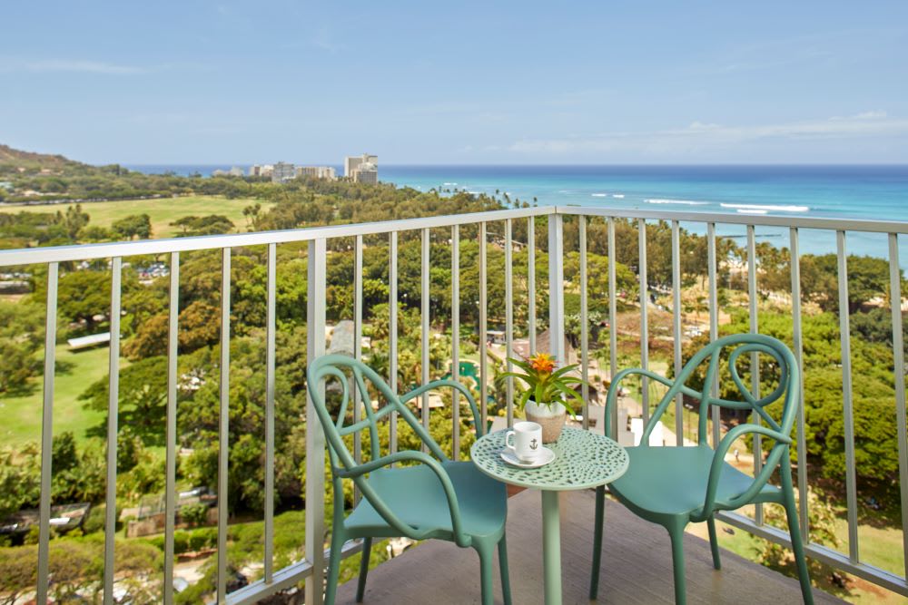 4-romantic-getaways-on-a-budget-lulus-fashion-blog