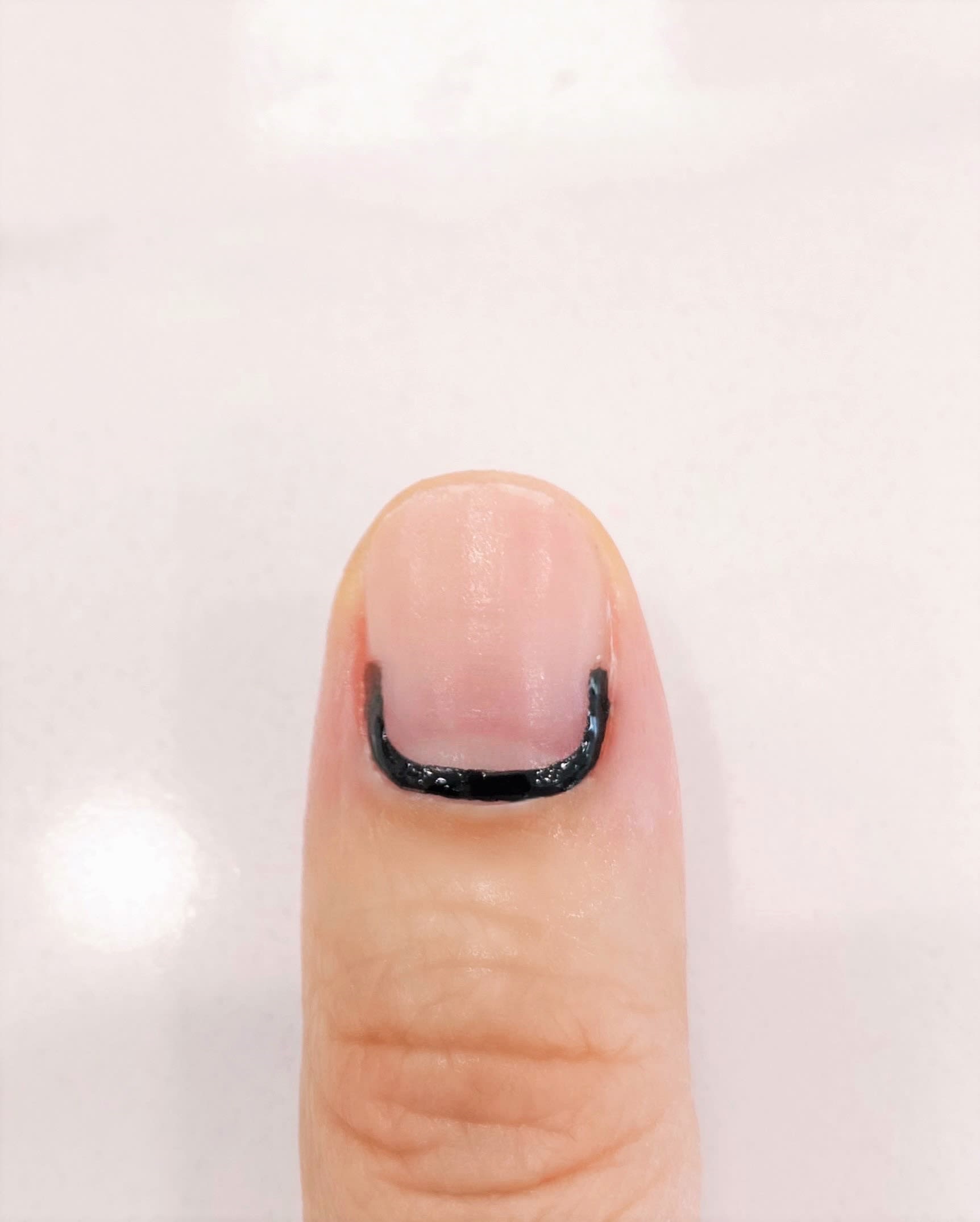 Black with gold stripes 🤩🖤👌... - Sam&Amy Nail Salon | Facebook