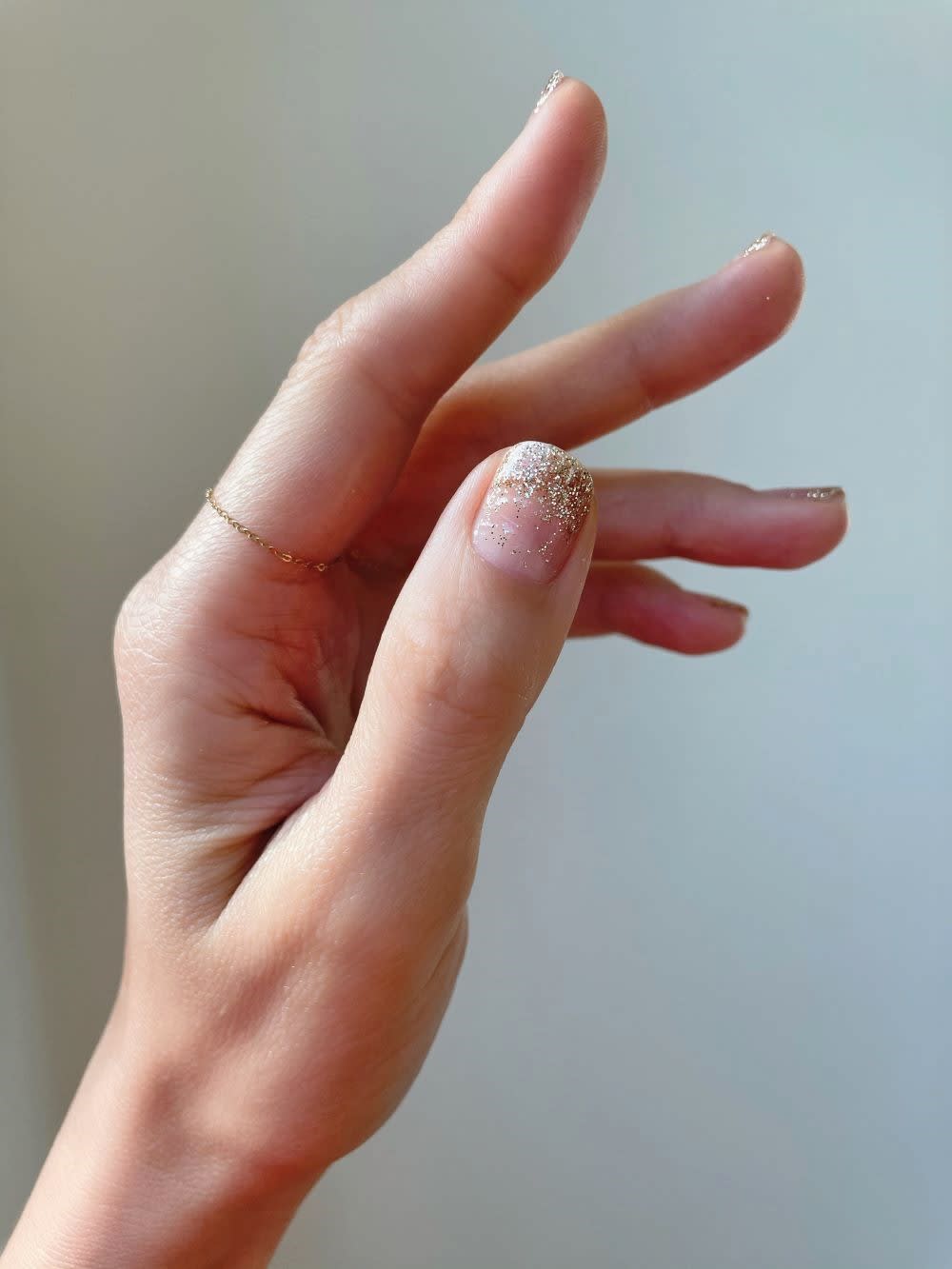 Gold Glitter Nails: Get a Party-Worthy Mani Fashion Blog Gold Glitter Nails: Get a Party-Worthy Mani Fashion Blog