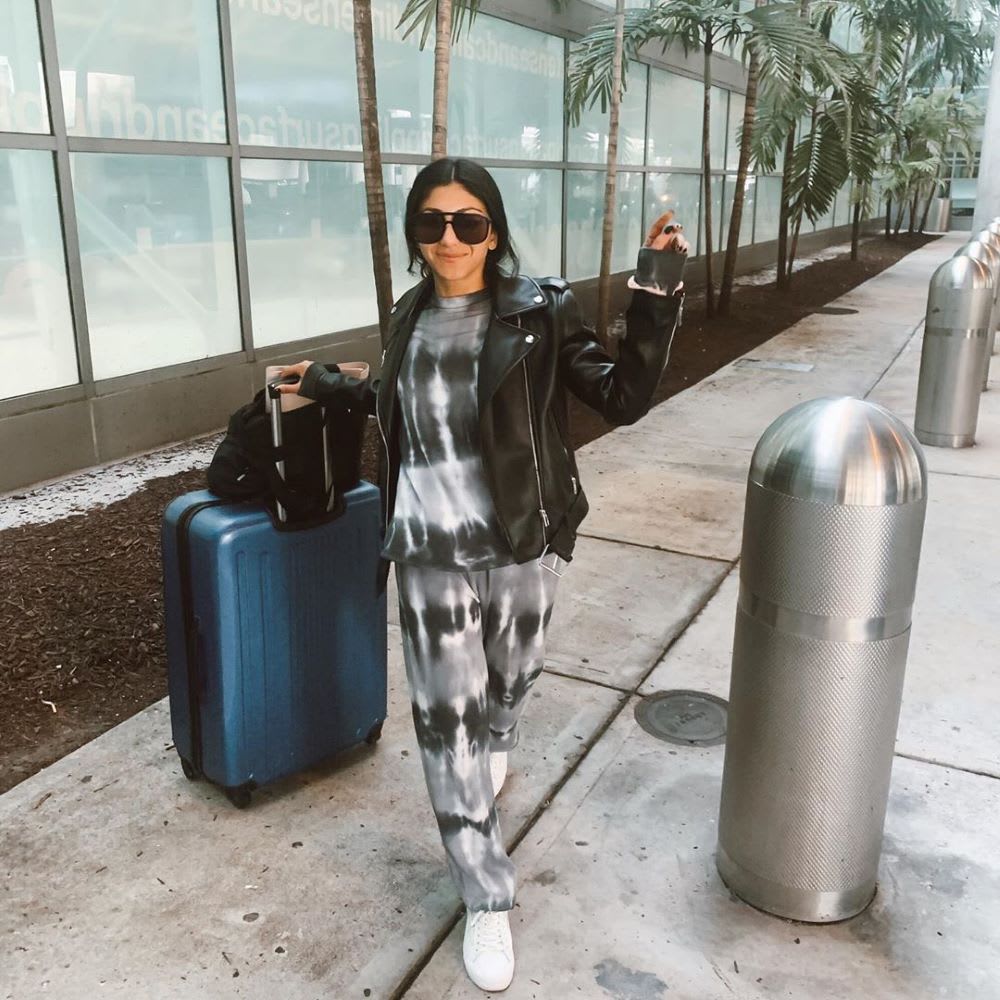 how to survive a long flight-wear comfortable pieces