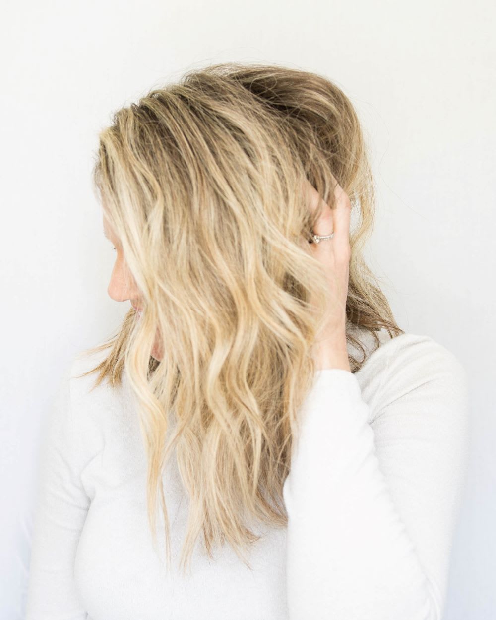 how to refresh wavy hair