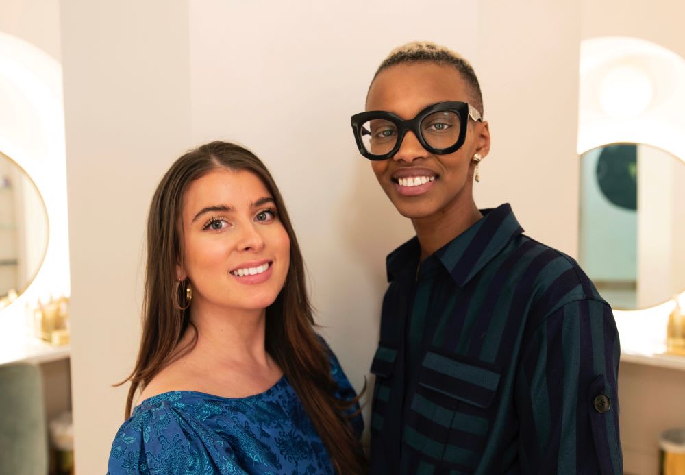hannah and yseult, hosts of the kinswomen podcast