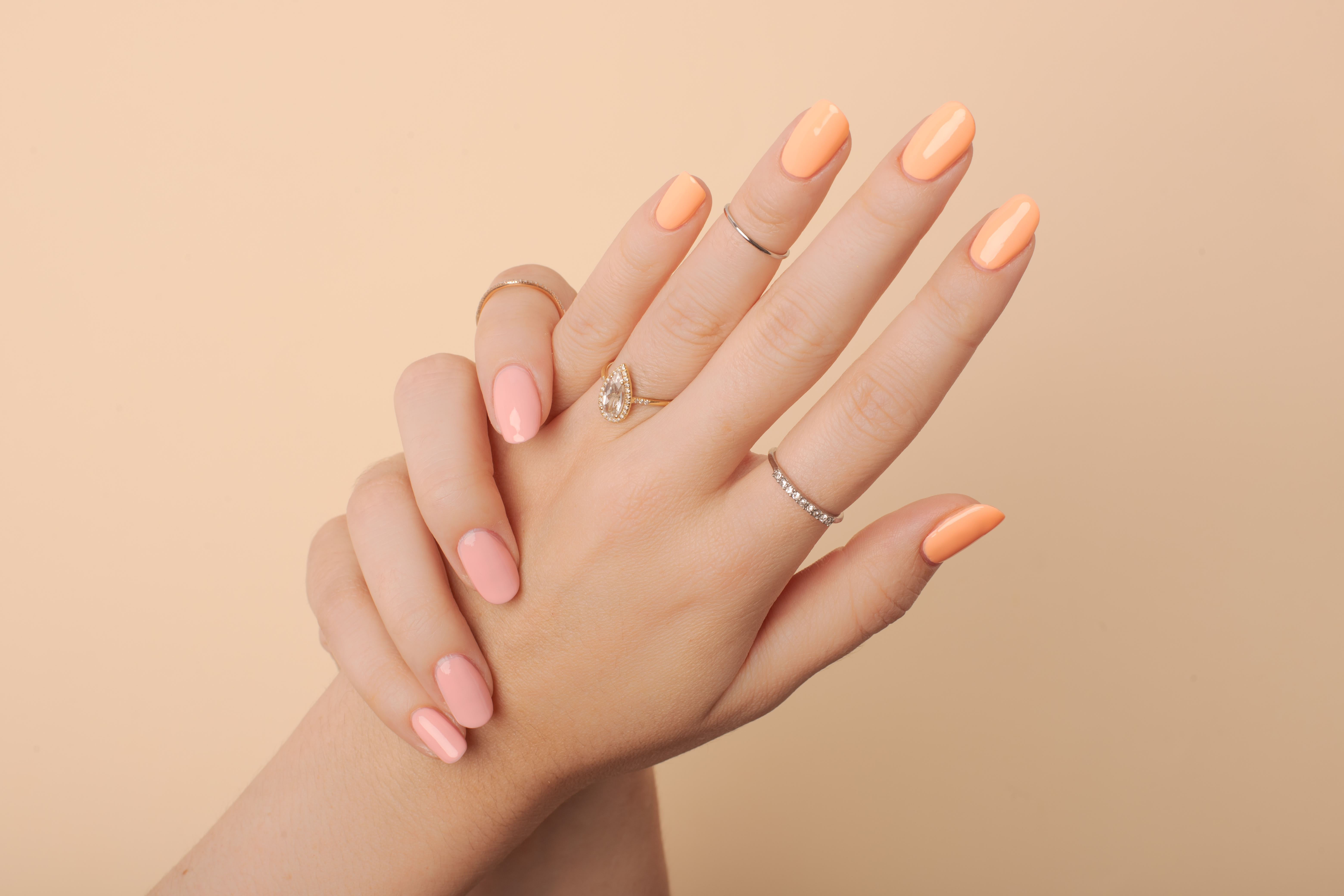 2. Dual-color manicure - wide 5