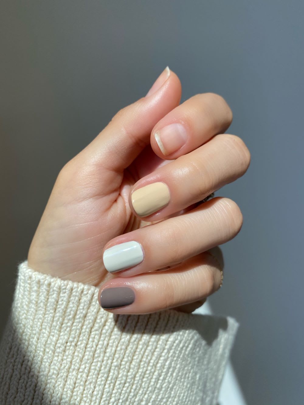 Update Your Mani With Transitional Fall Nail Colors Lulus Com Fashion Blog