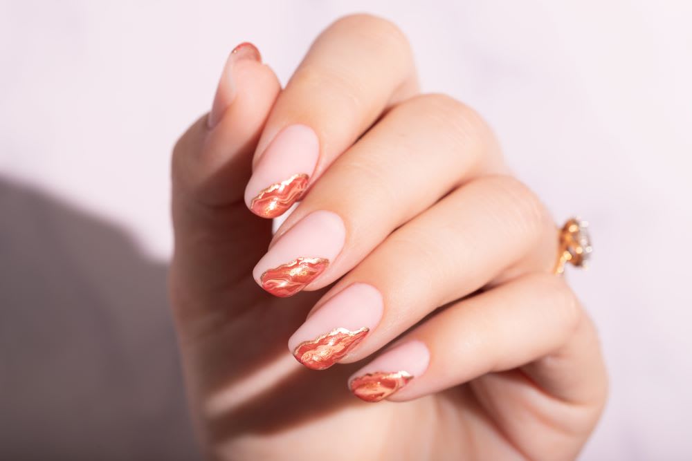 agate orange geode nails for fall wedding 