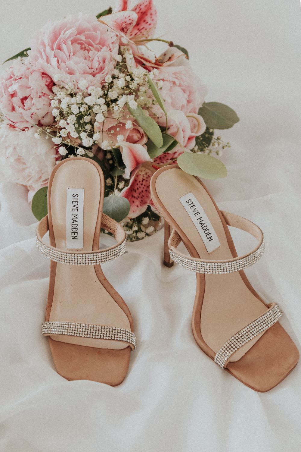 rhinestone bridal shoes and bouquet for social distance wedding