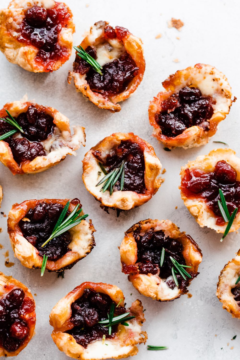 Cranberry Brie Puff Pastry Bites are the Perfect Appetizer for This ...