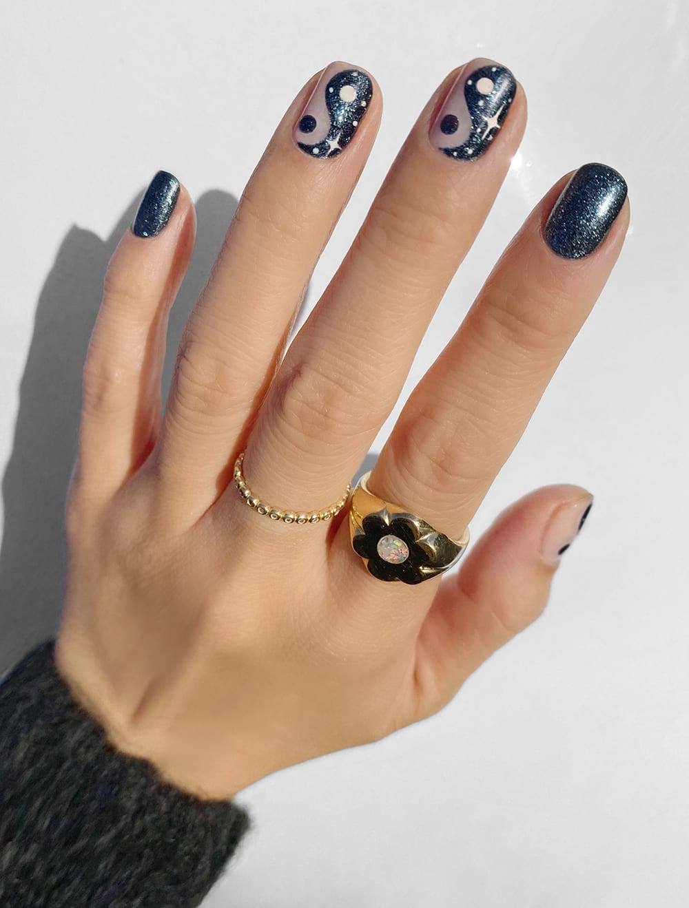 15 Navy Blue Matte Nail Designs And Ideas For 2024