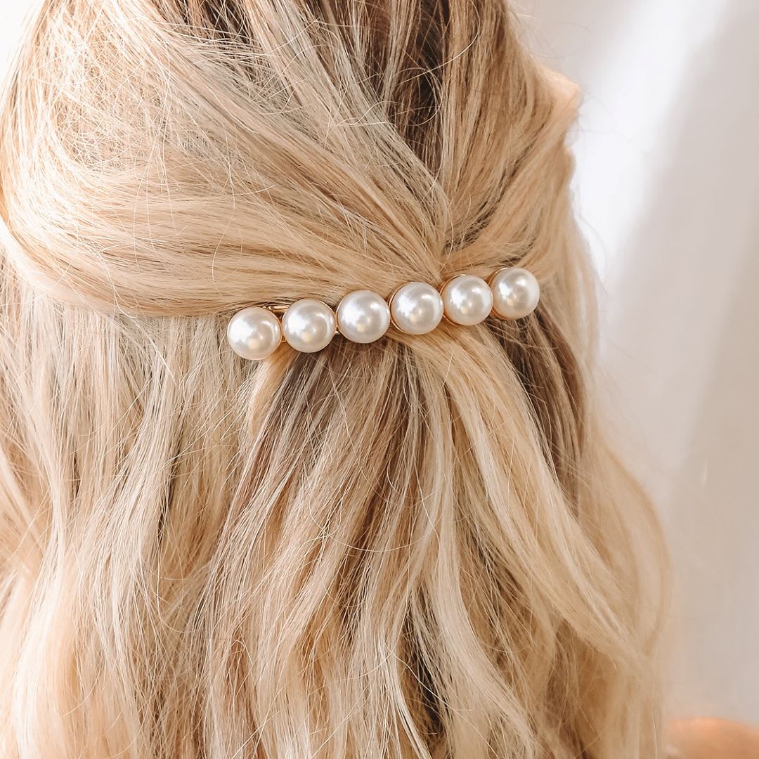 gold pearl hair clip