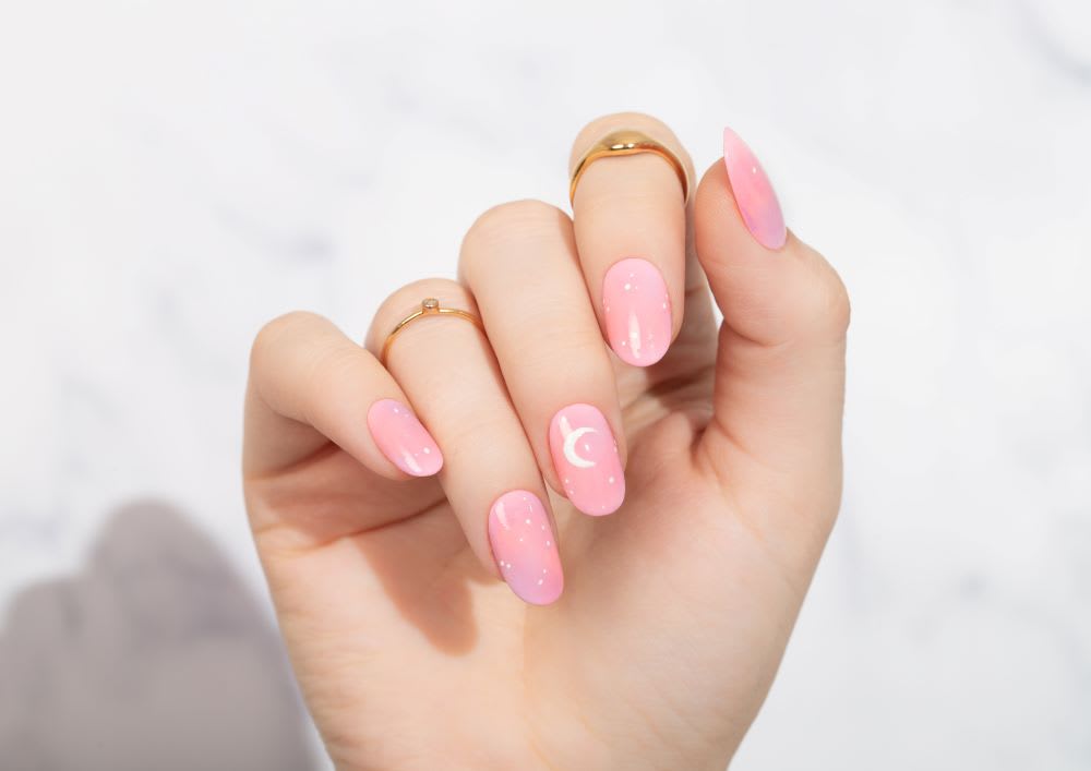 Soft girl aesthetic nails - wide 1