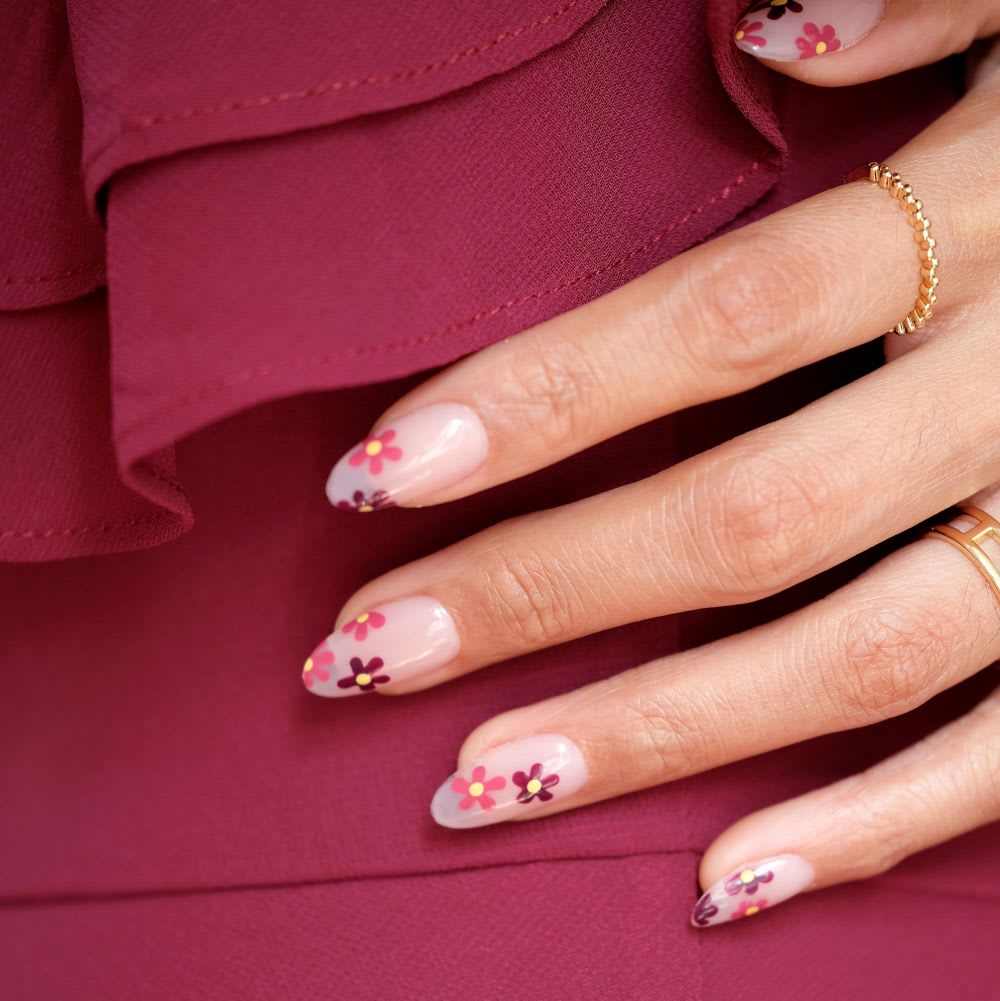 21 Best Nail Designs With Flowers  Nail designs, Nail art, Flower nails