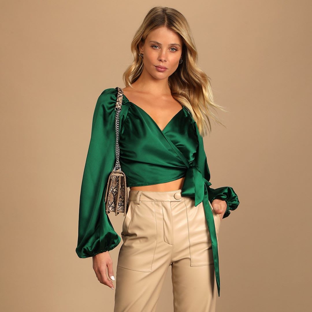 Dressy Holiday Tops: Gorgeous Party Tops For 2023 - Lulus.com Fashion Blog