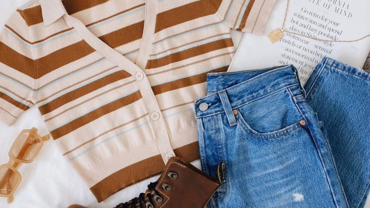 Jeans Outfit Ideas: 9 Super Cute Ways To Style Your Denim This Fall -   Fashion Blog