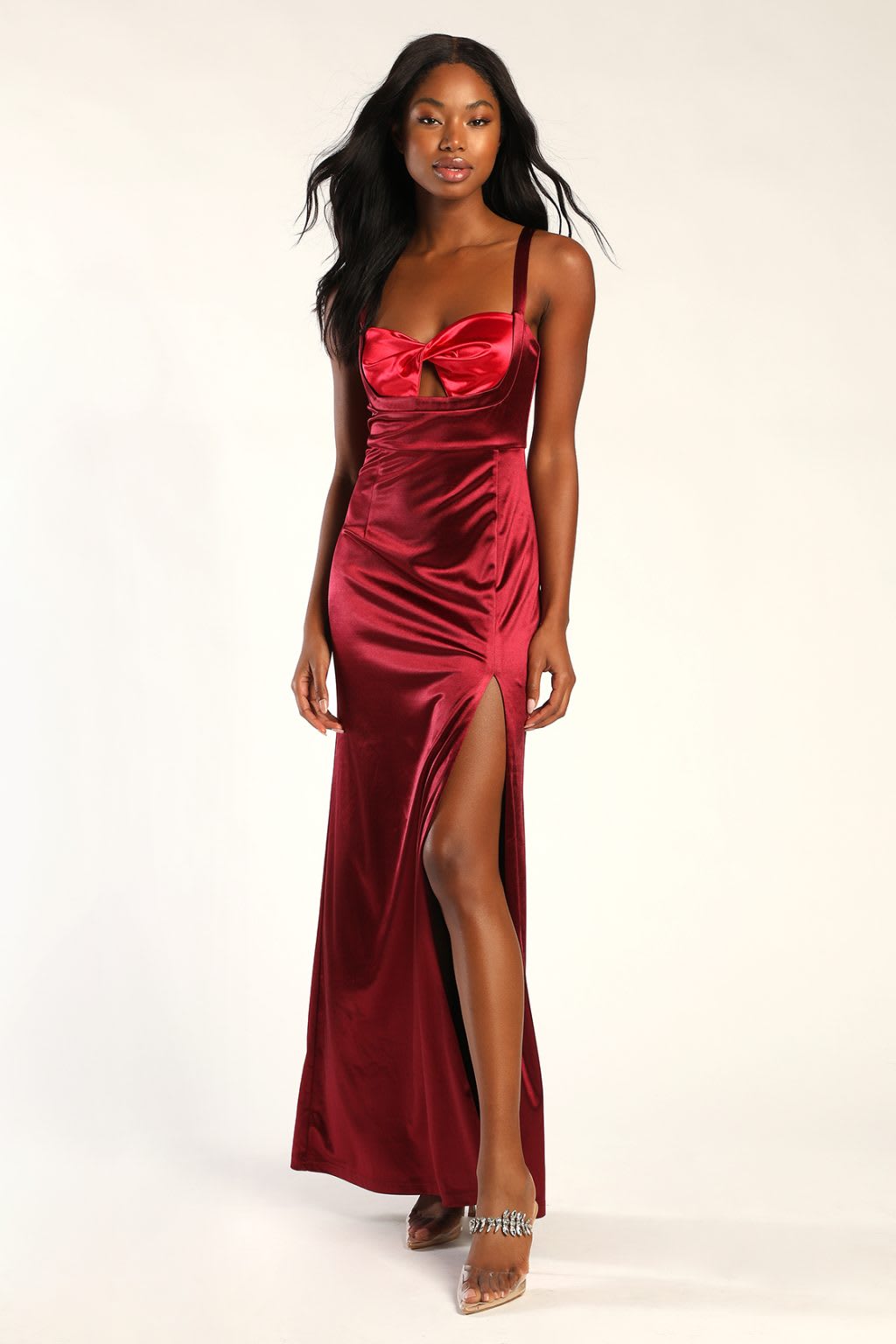 Unique Prom Dresses For A Showstopping 2023 Look - Lulus.com Fashion Blog