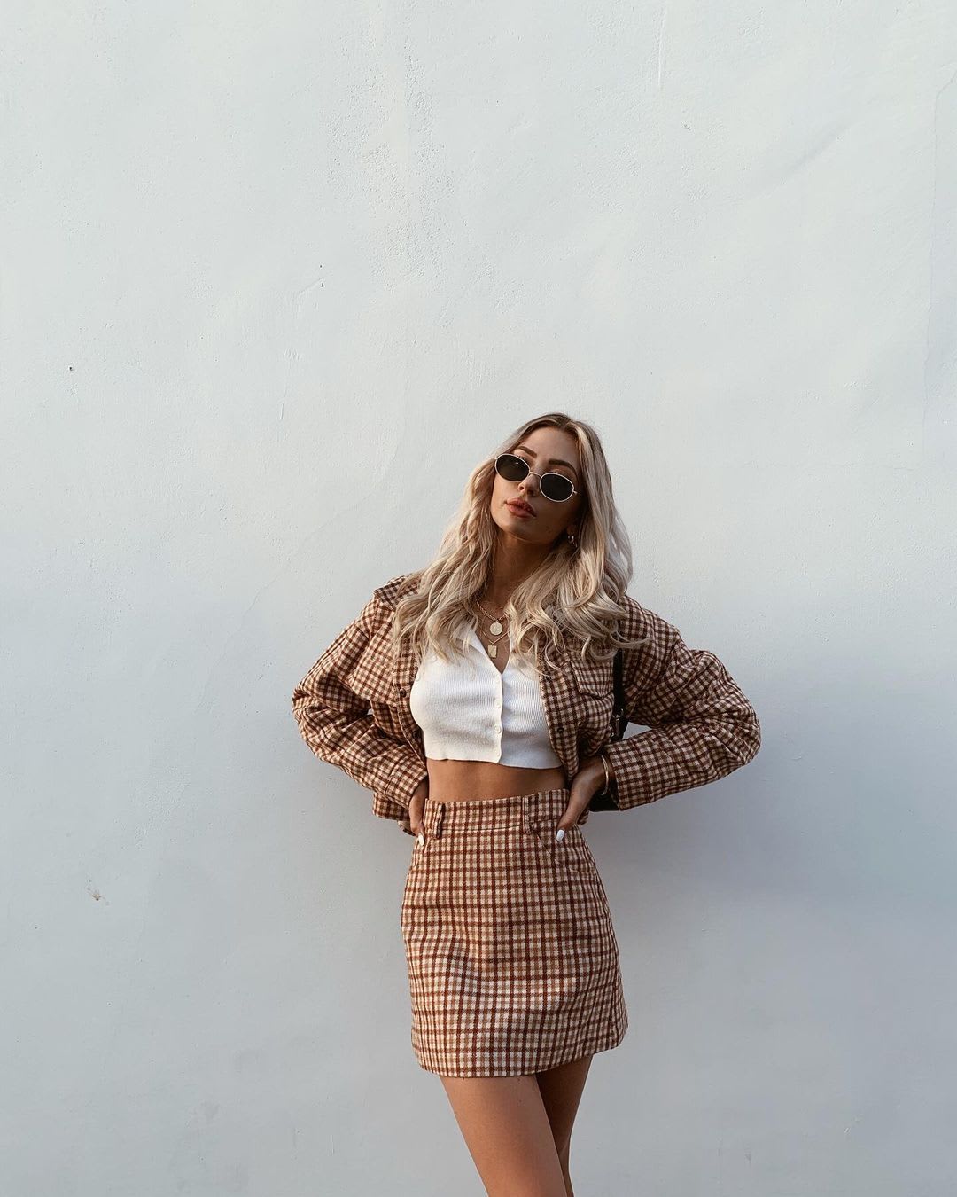Details more than 74 plaid skirt outfit