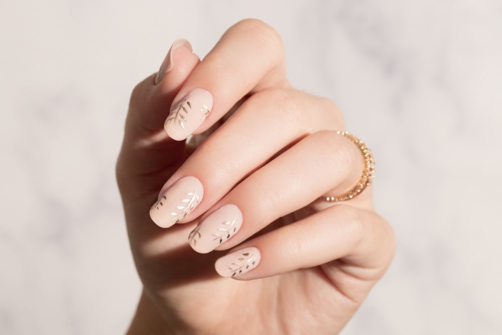 gold laurel leaf nails