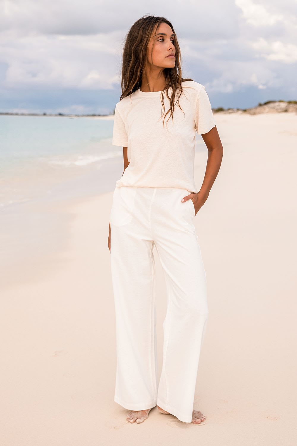 white wide leg pants