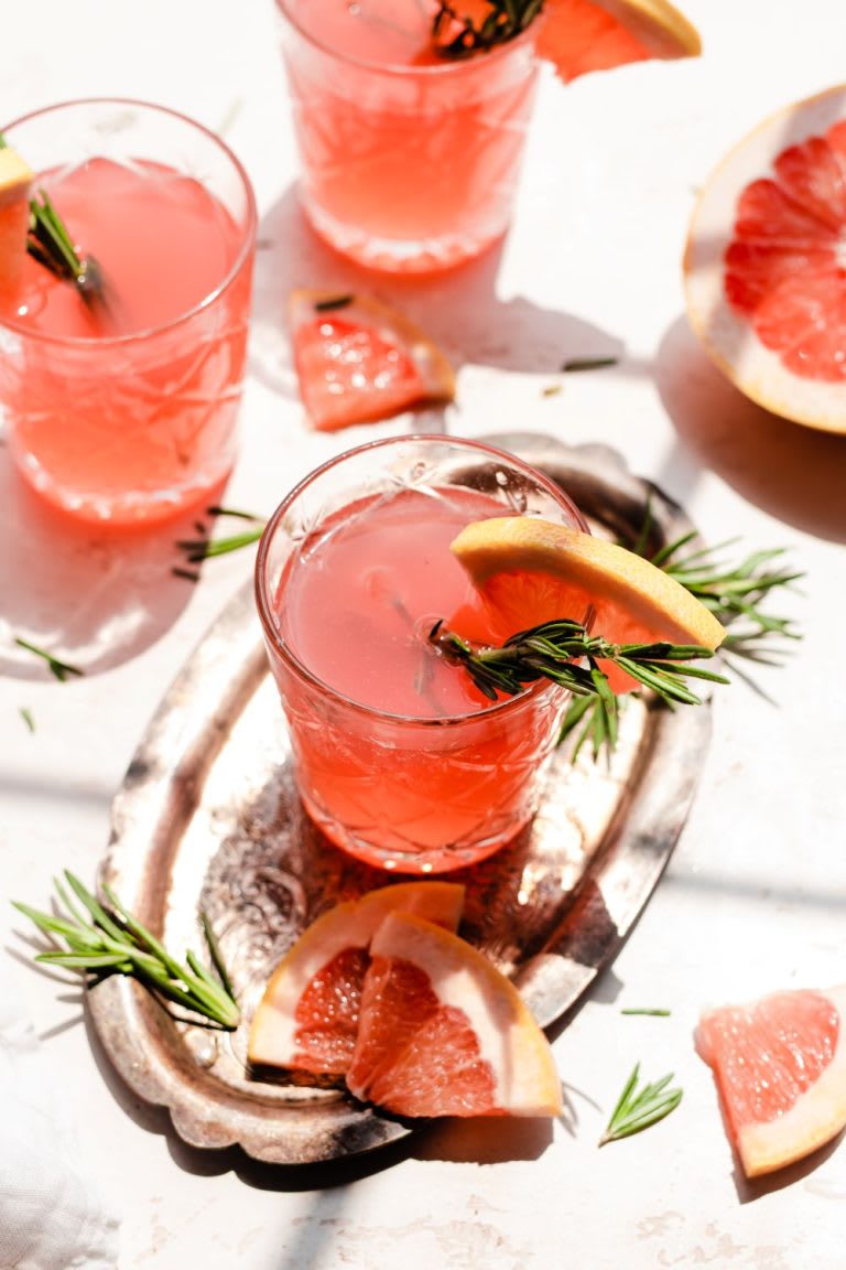How To Make A Grapefruit Rosemary Gin & Tonic Fashion Blog